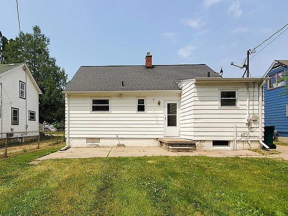 3rd image of 3006 Alfred Ave