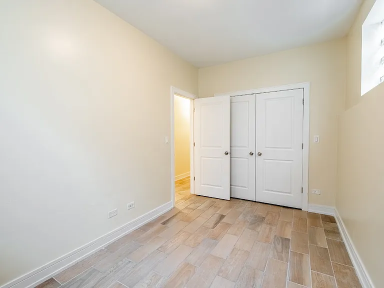 1110 N Christiana Ave — Photo 30