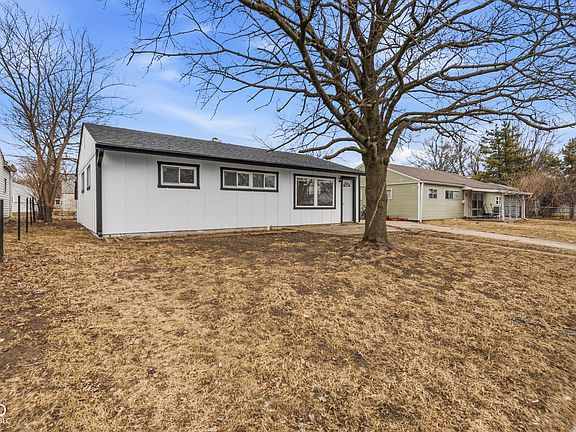 2nd image of 4811 N Kenyon Dr