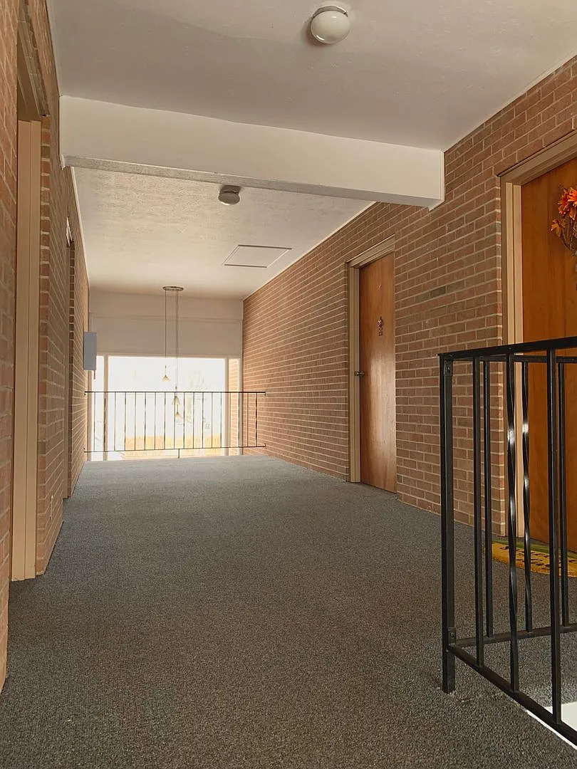 Terrace View Apartments — Photo 4