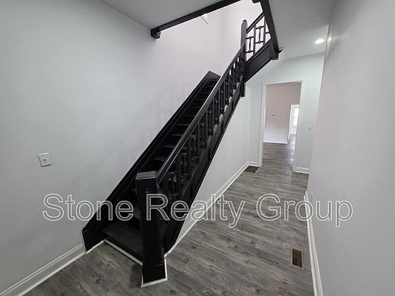 3rd image of 1203 S 7th St
