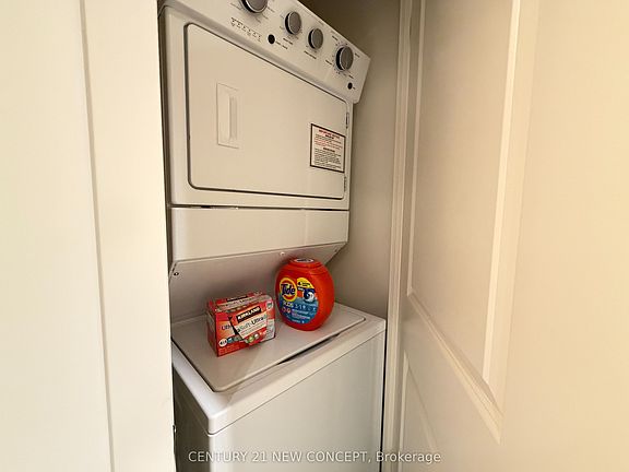 3rd image of 4955 Yonge St #916