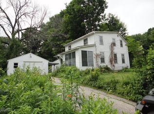 19 Swamp Rd, West Stockbridge, MA 01266