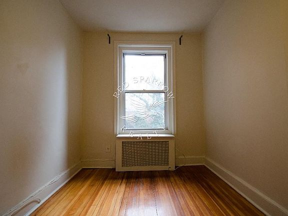 4th image of 811 Lexington Ave APT 5R
