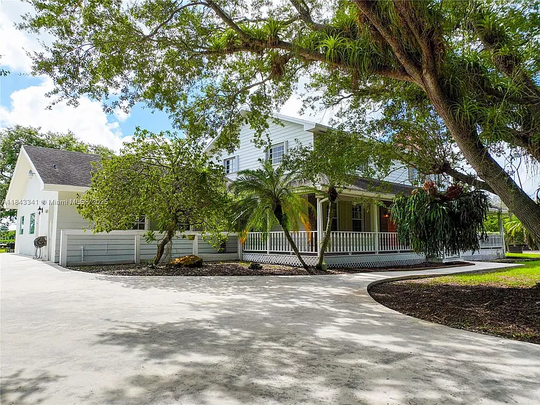 24545 SW 192nd Ave — Photo 84