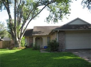 6918 Tara Dr, Richmond, TX 77469