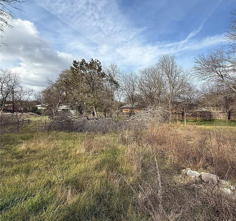 1st image of 4300 Sherwood Dr