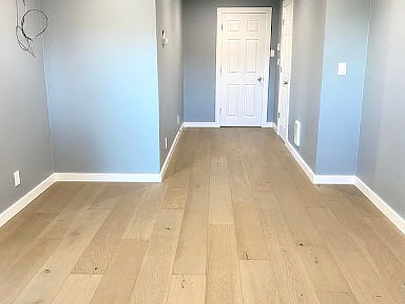 2nd image of 1435 M St NE