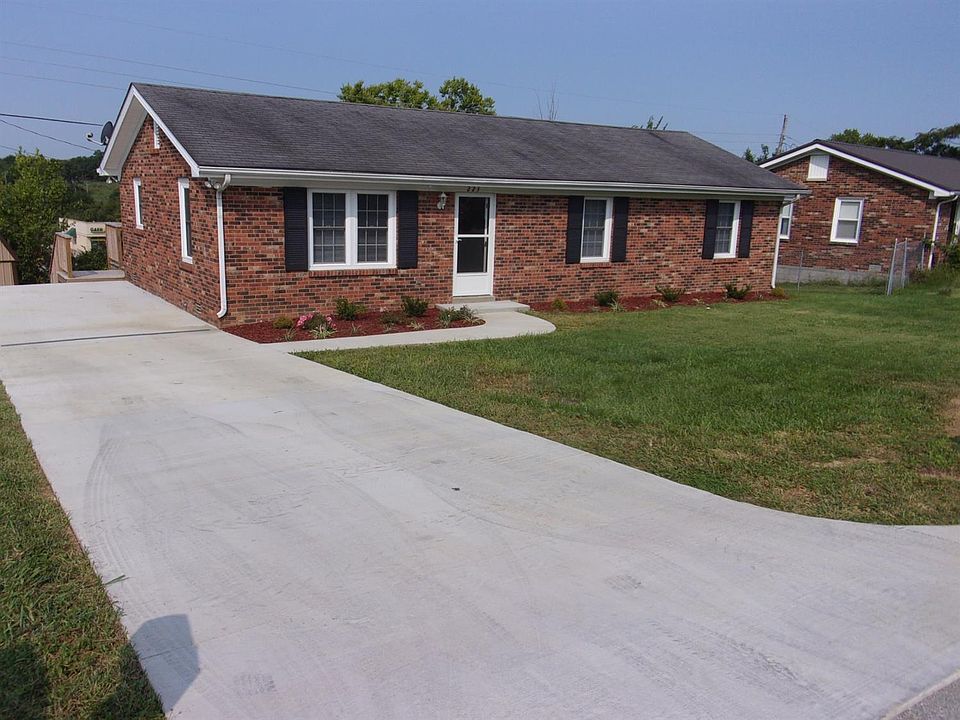 1st image of 223 Horn Dr