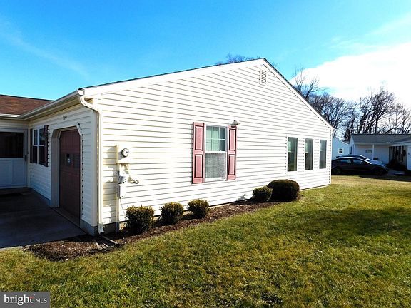 4th image of 5640 Crabapple Dr