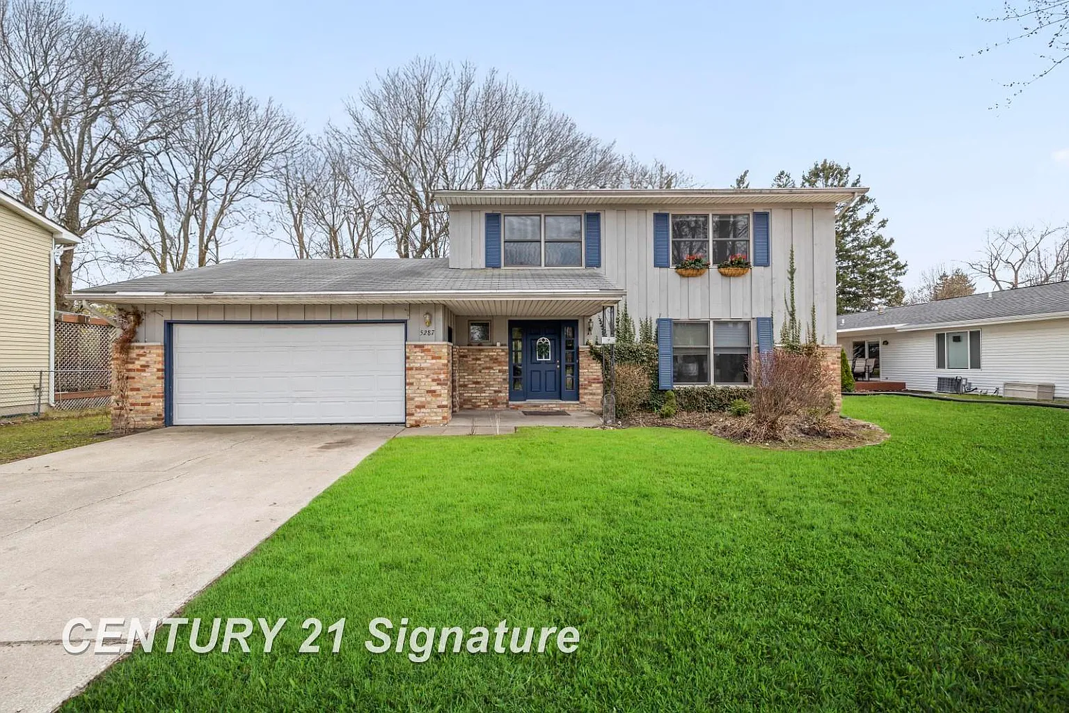 5287 Weiss St photo 1