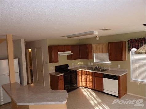4th image of 8116 Fox Chase Dr