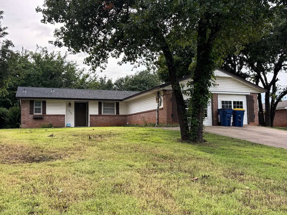 1505 N Indian Meridian Rd
