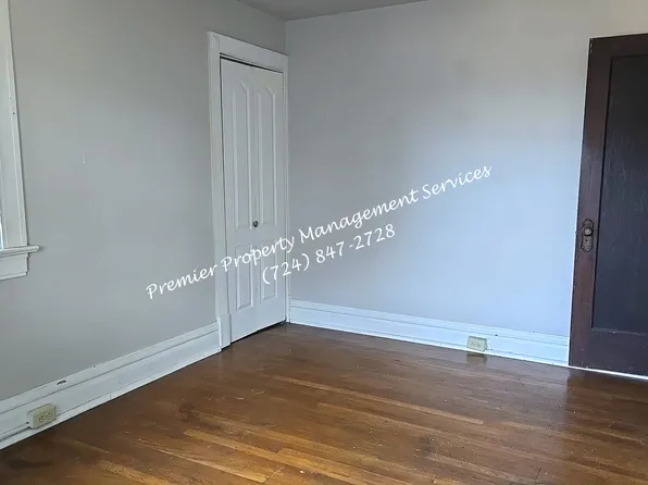 324 E Moody Ave, New Castle, PA 16105