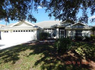 2246 Oxford Ridge Cir, Lehigh Acres, FL 33973