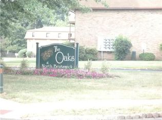 1221 N Oaks Blvd, North Brunswick, NJ 08902