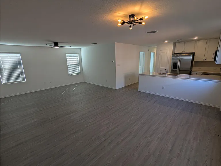 344 Marty Allen Loop — Photo 3