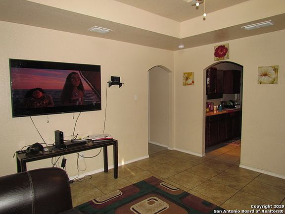 5th image of 2618 Bermuda Dr