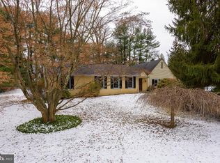 228 Sugartown Rd, Devon, PA 19333
