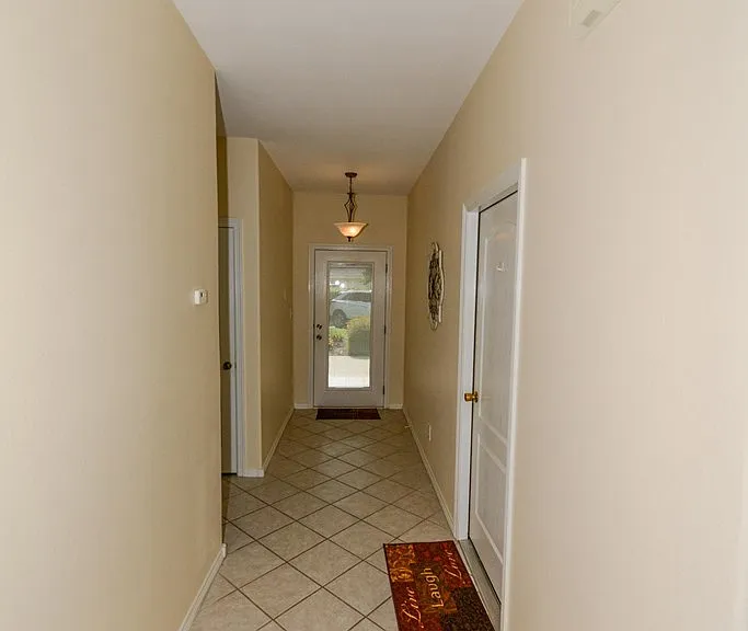 10 Golf House Rd — Photo 2