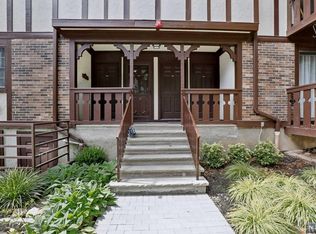3209 Stowe Ln, Mahwah, NJ 07430