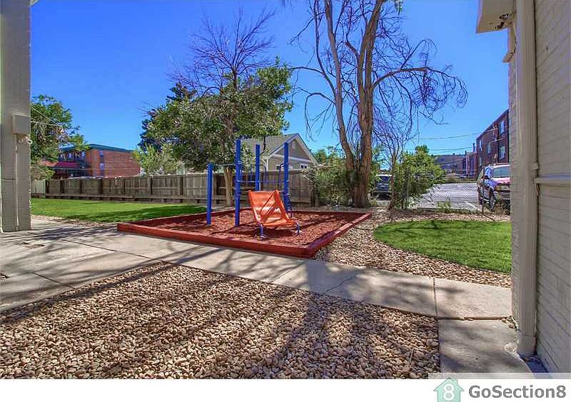 2nd image of 1421 Moline St #5