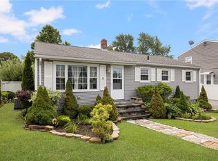 11 Nickerson St, Cranston, RI 02910