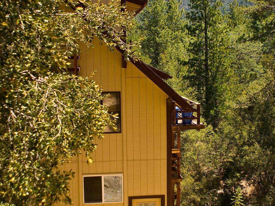 2nd image of 54556 Wildwood Dr