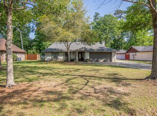 2003 Venus Dr, New Caney, TX 77357