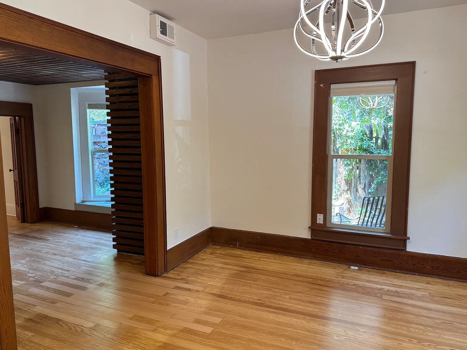 2 bed, 800 sqft, $2,950 — Photo 2