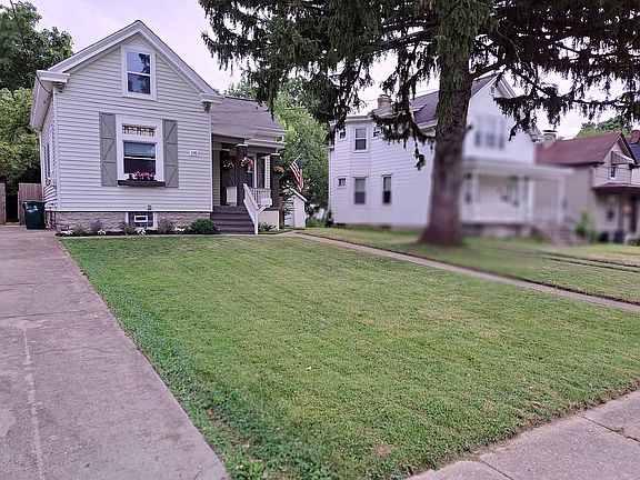 2nd image of 1182 Cedar Ave