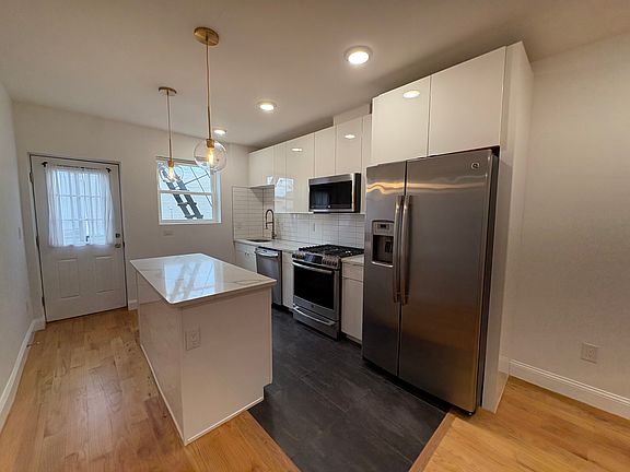 3rd image of 223 Hancock Ave #2