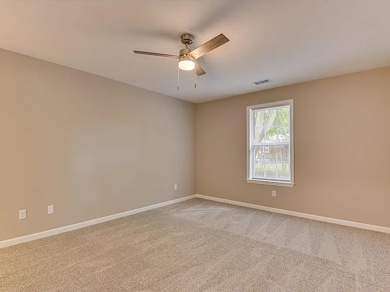100 Kelly Dr SW — Photo 29