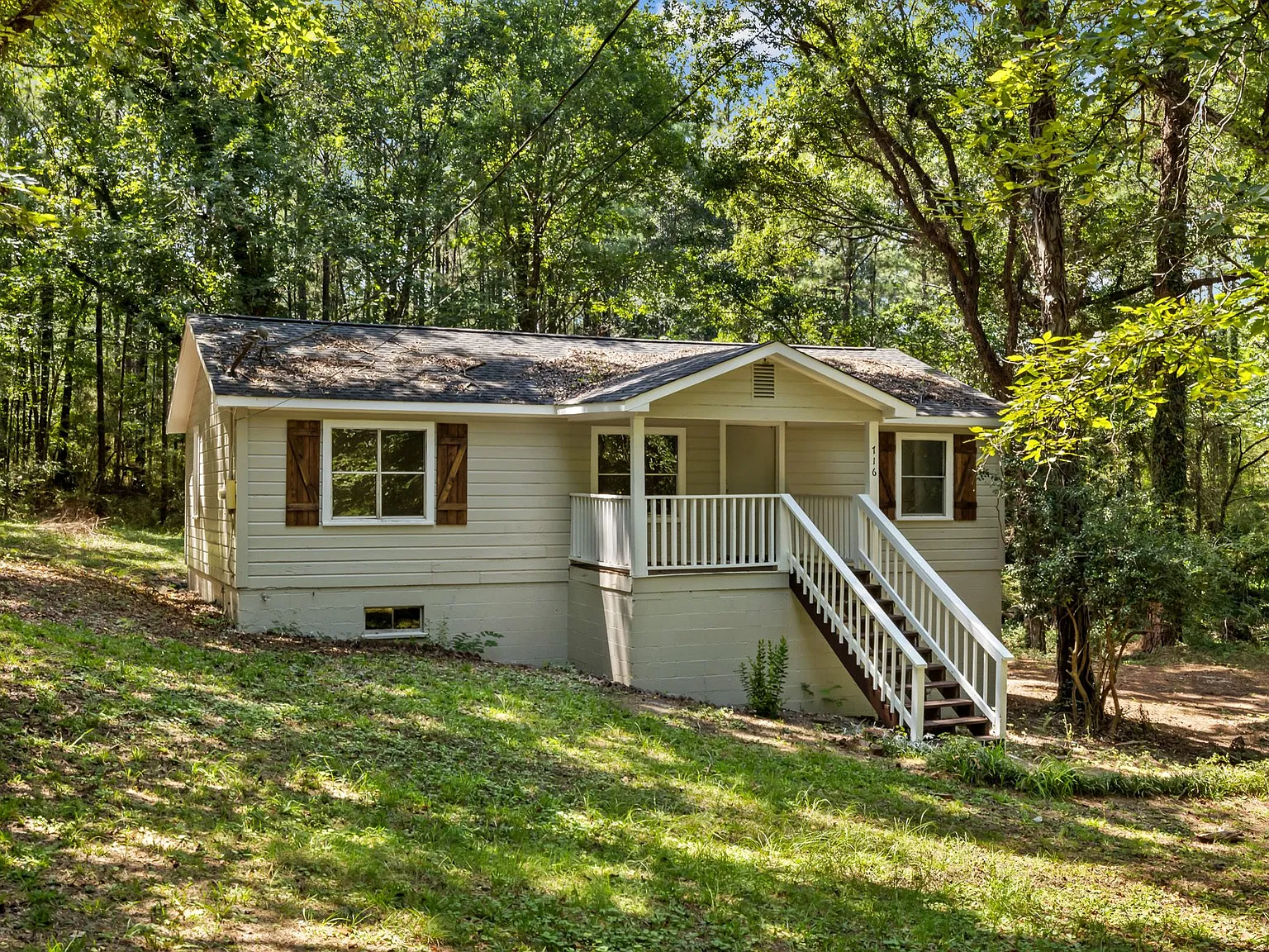 716 Crescent Ridge Road - 1 — Photo 1