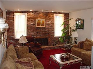 2nd image of 260 Hudson Ave