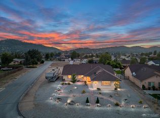 27541 Stallion Springs Dr, Tehachapi, CA 93561