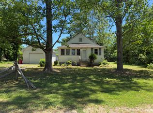 8143 Salyer Dr, Wallops Island, VA 23337
