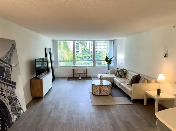 1500 Bay Rd, Miami Beach, FL