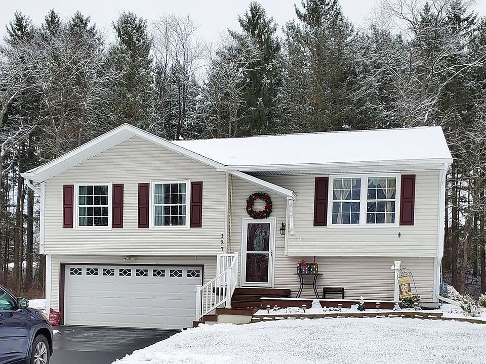 1st image of 137 Lilac Dr