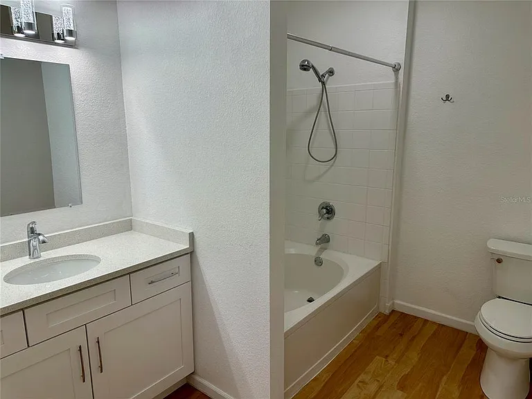 624 Arbor Lakes Cir #624 — Photo 25