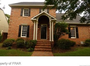 246 Courtyard Ln, Fayetteville, NC 28303