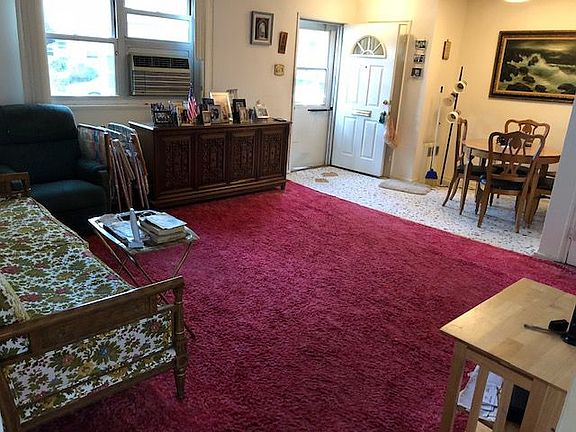 3rd image of 21804 68th Ave #1