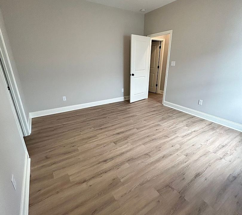1st image of 3382 Villa Cv W #3382