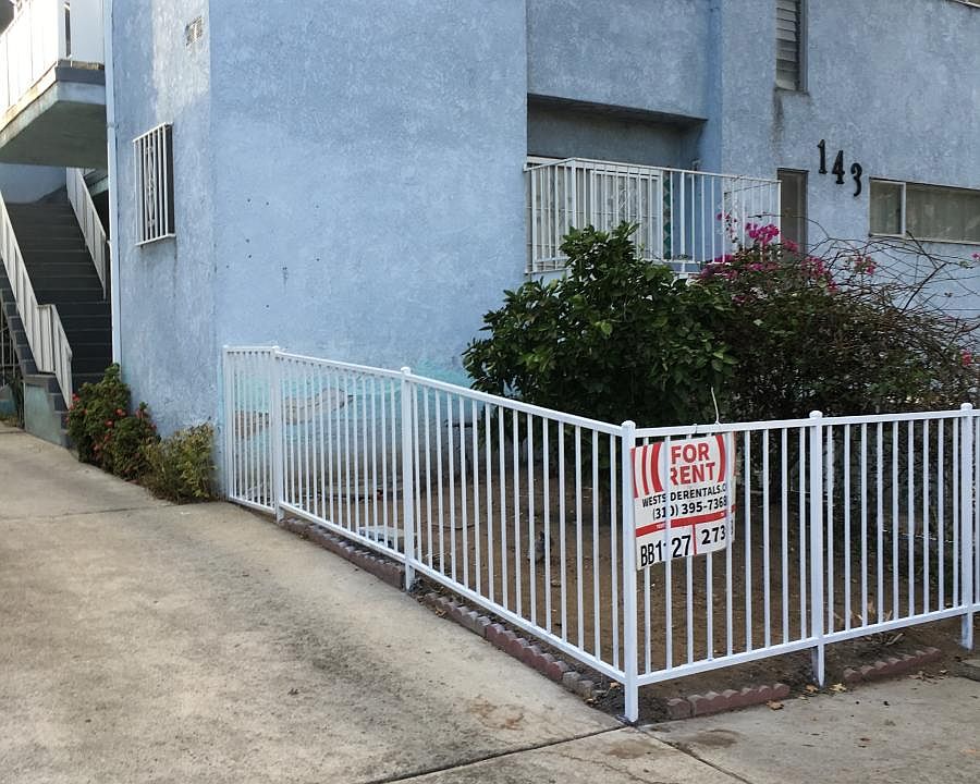 1st image of 143 S St Andrews Pl APT 2