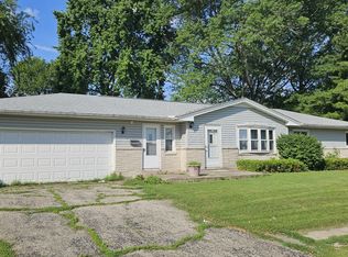 1410 Maryland Ct, Belvidere, IL 61008