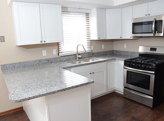 5th image of 4721 Arvada Dr