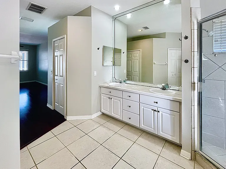 18154 Heron Walk Dr — Photo 16