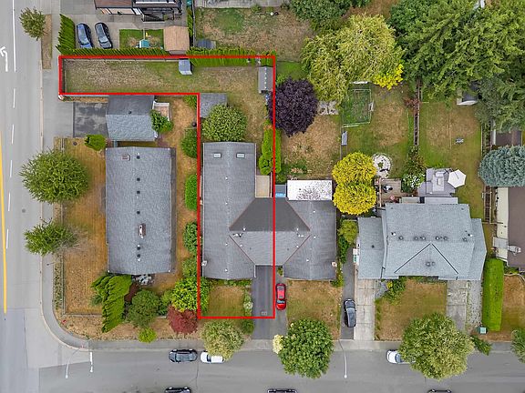 3rd image of 17213 59a Ave