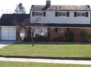 62 Meridan Rd, Levittown, NY 11756