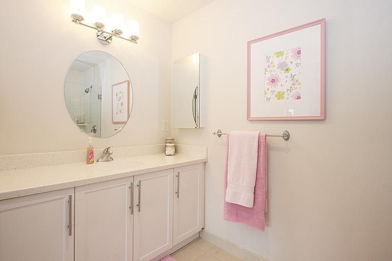 2nd image of 149 Essex St APT 3A